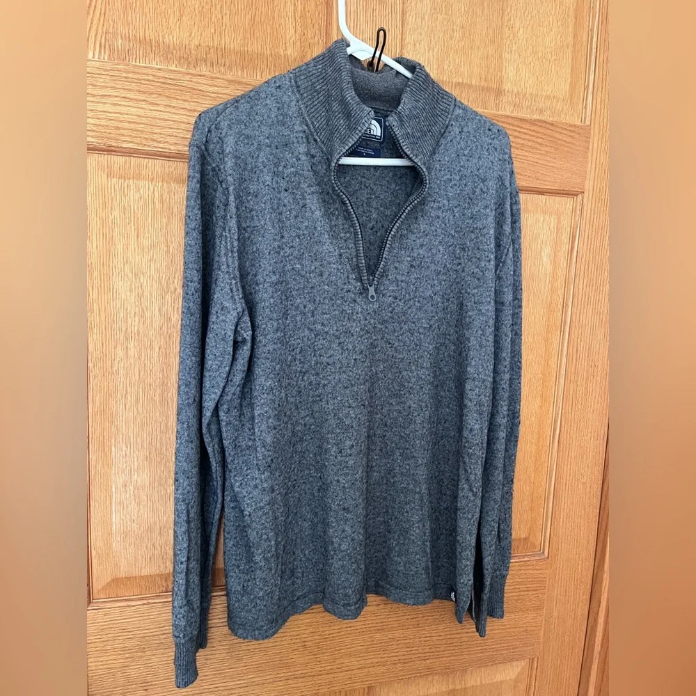The North Face Men's Charcoal Gray wool Quarter-Zip Sweater
